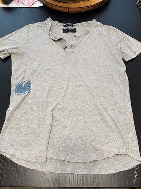 Wings + Horns Gray Short Sleeve Henley Tee with Pocket Patch
